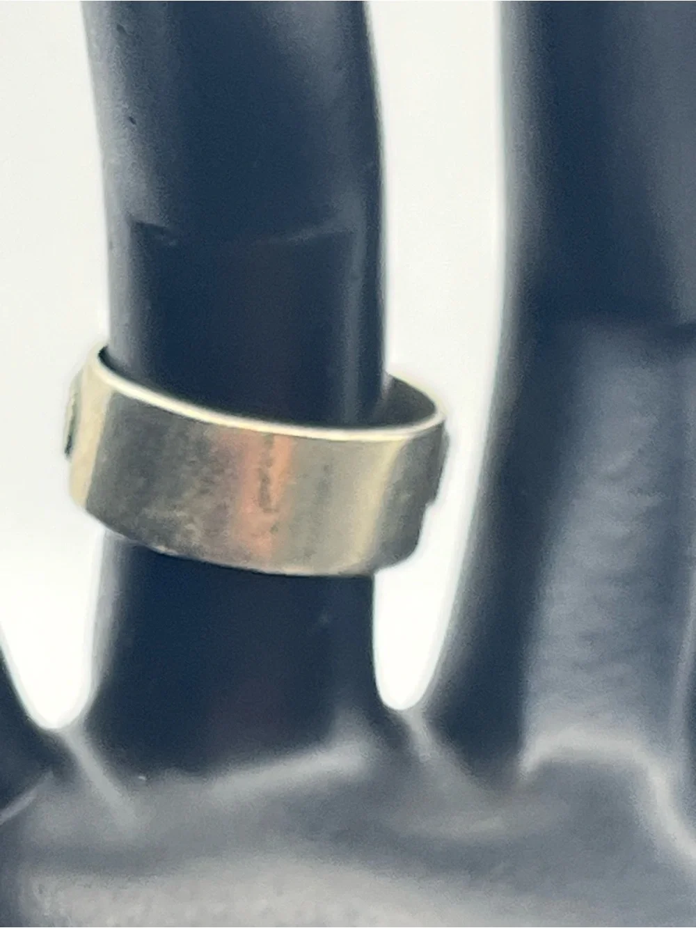 Boho Silver tone ornate rope twist design wide band ring size 7 green stone
